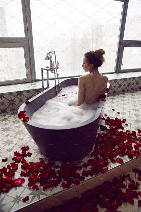 A sensual bath .